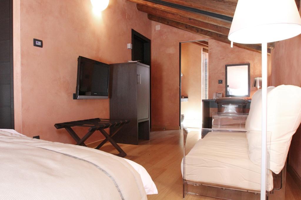 Heritage Hotel Kukuriku Кастав Экстерьер фото